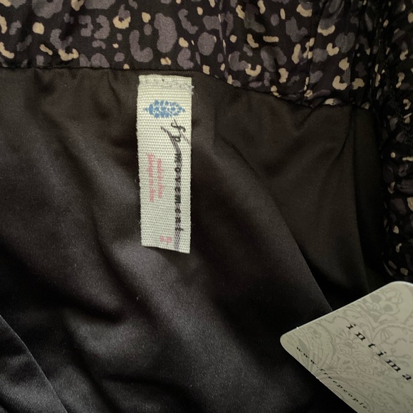 FP Movement | The Way Home Printed Shorts BNWT - Picture 4 of 4